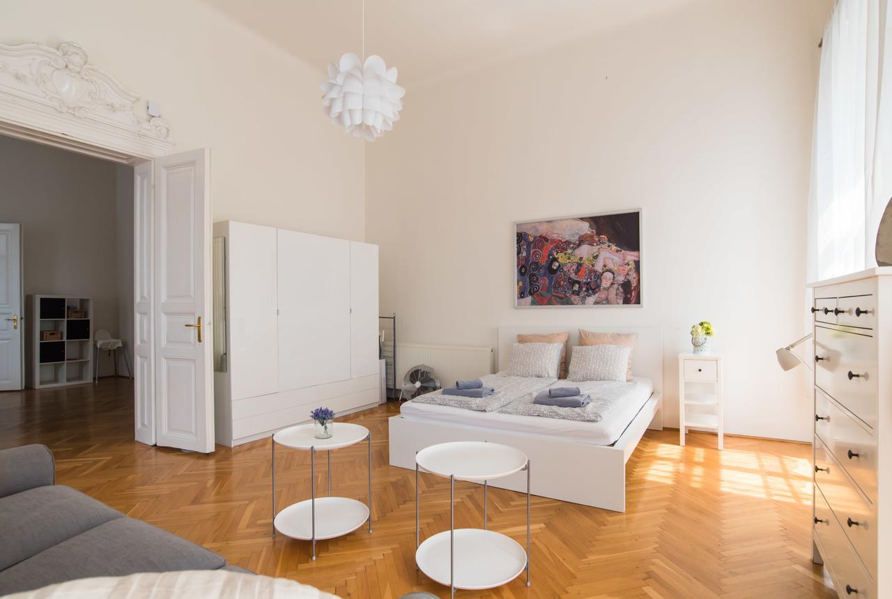 Broadway Apartment Budapeşte Dış mekan fotoğraf